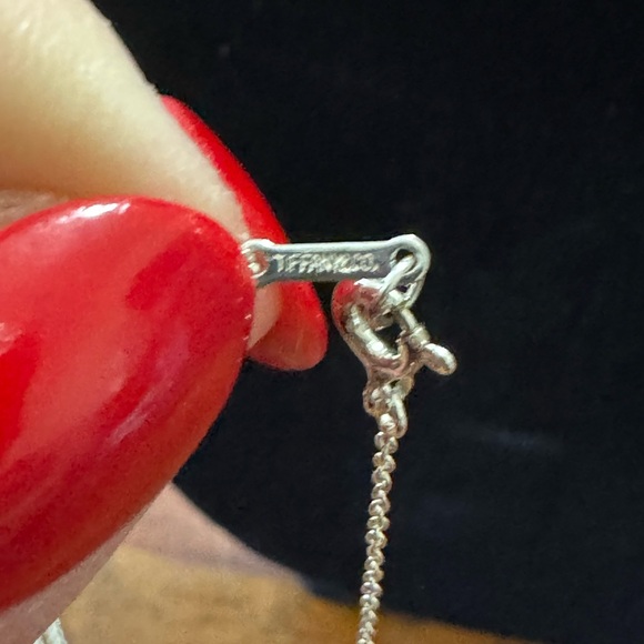 Tiffany Loving Heart Pendant Necklace NWOT - Picture 5 of 8